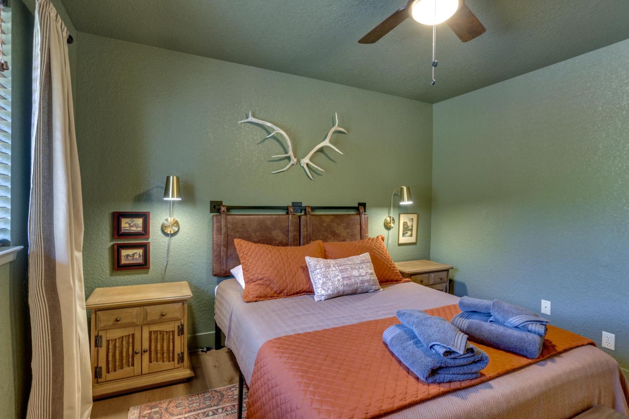 Pet-Friendly Escape With Game Room And Fire Pit! North Fork Kültér fotó