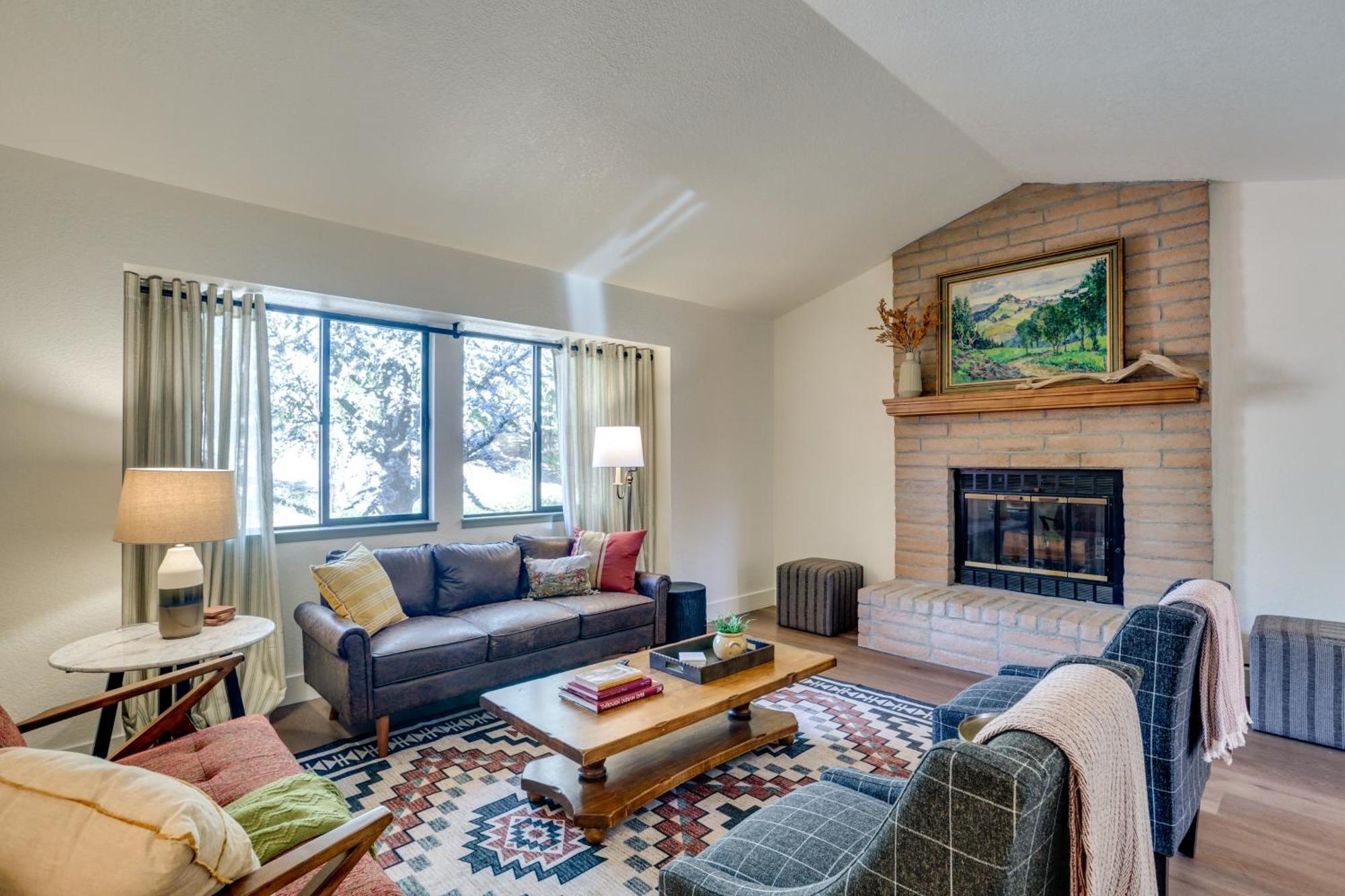 Pet-Friendly Escape With Game Room And Fire Pit! North Fork Kültér fotó